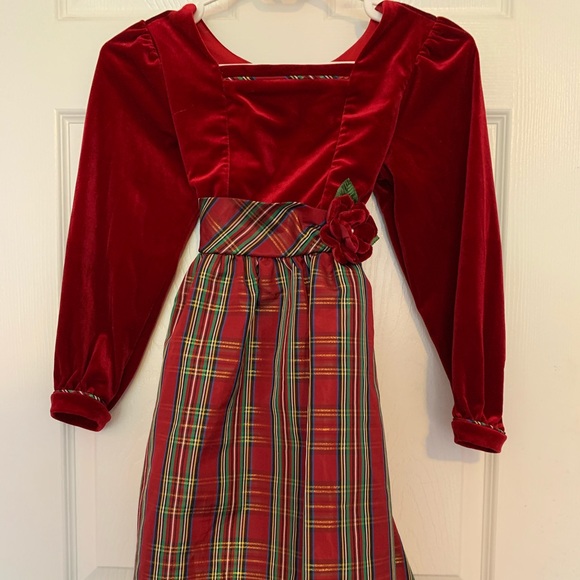 Christmas tartan pattern red dress with velvet top - Picture 1 of 13